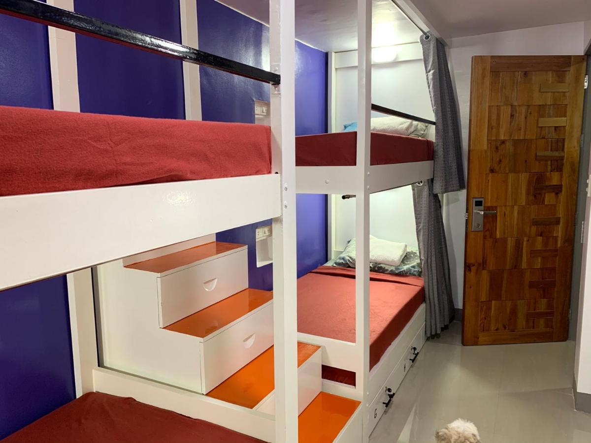 Beinte Singko de Marso Apartments Candon Exterior foto